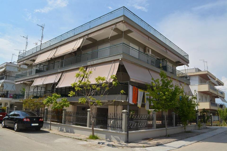 Zoi Apartments Paralia Dionisiou Exterior foto